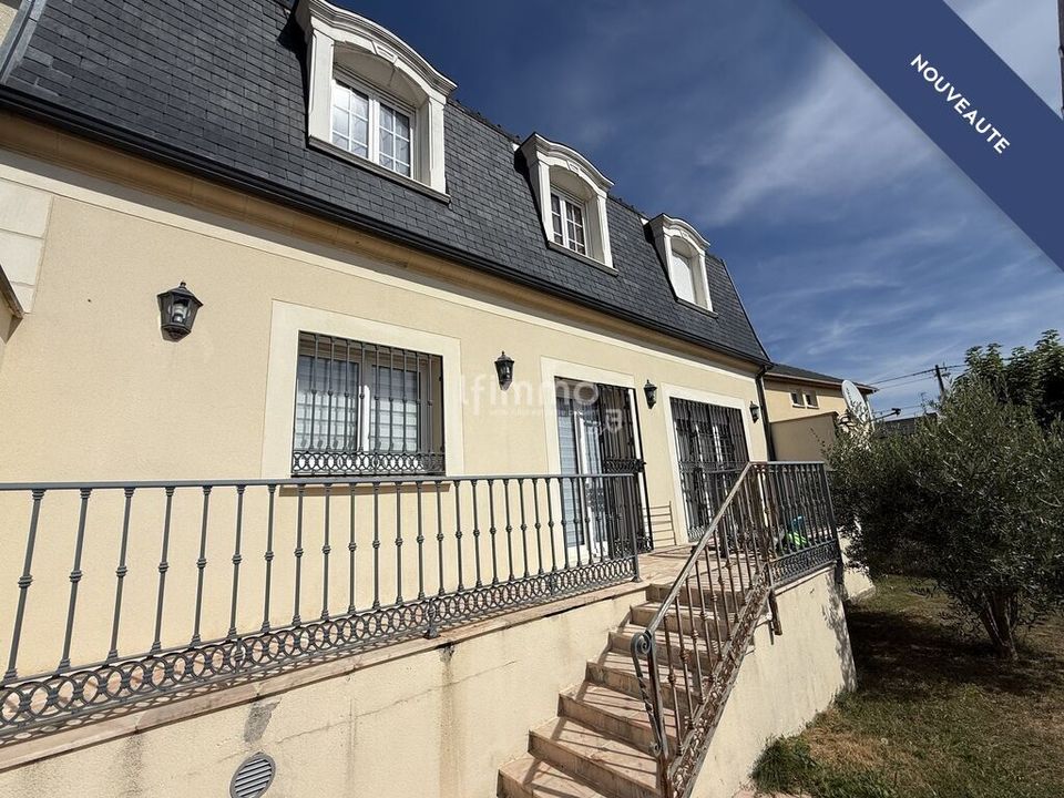 Villa i Tremblay-en-France, Seine-Saint-Denis - foto 2