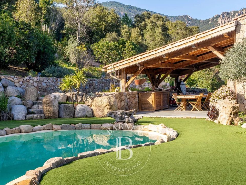 Villa i Sainte-Lucie de Porto-Vecchio, Corse-du-Sud - foto 2