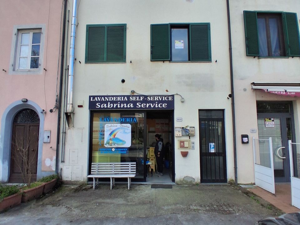 Erhvervsejendom i Lucca, Lucca - foto 1