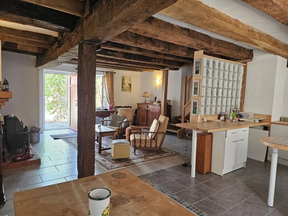 Landsbyhus i Exideuil-sur-Vienne, Charente - foto 1