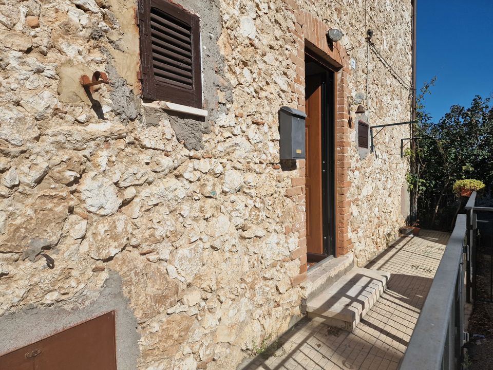 Byhus i Lugnano in Teverina, Terni - foto 1