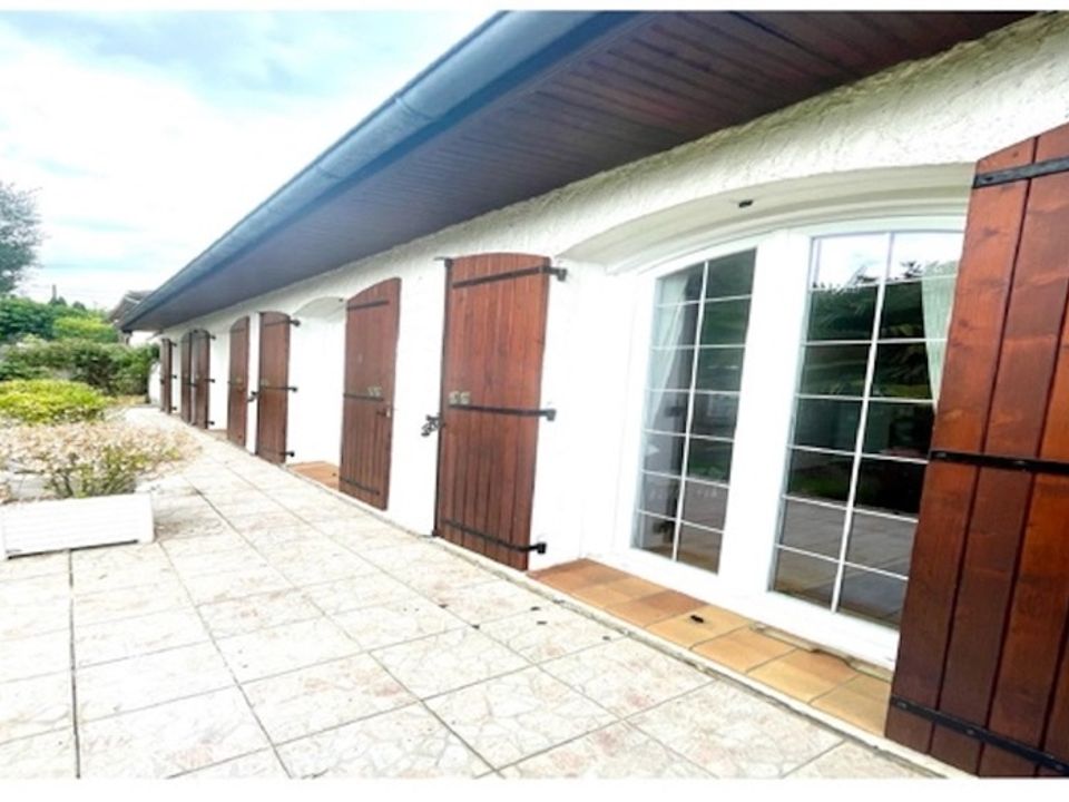 Villa i Coulounieix-chamiers, Dordogne - foto 1