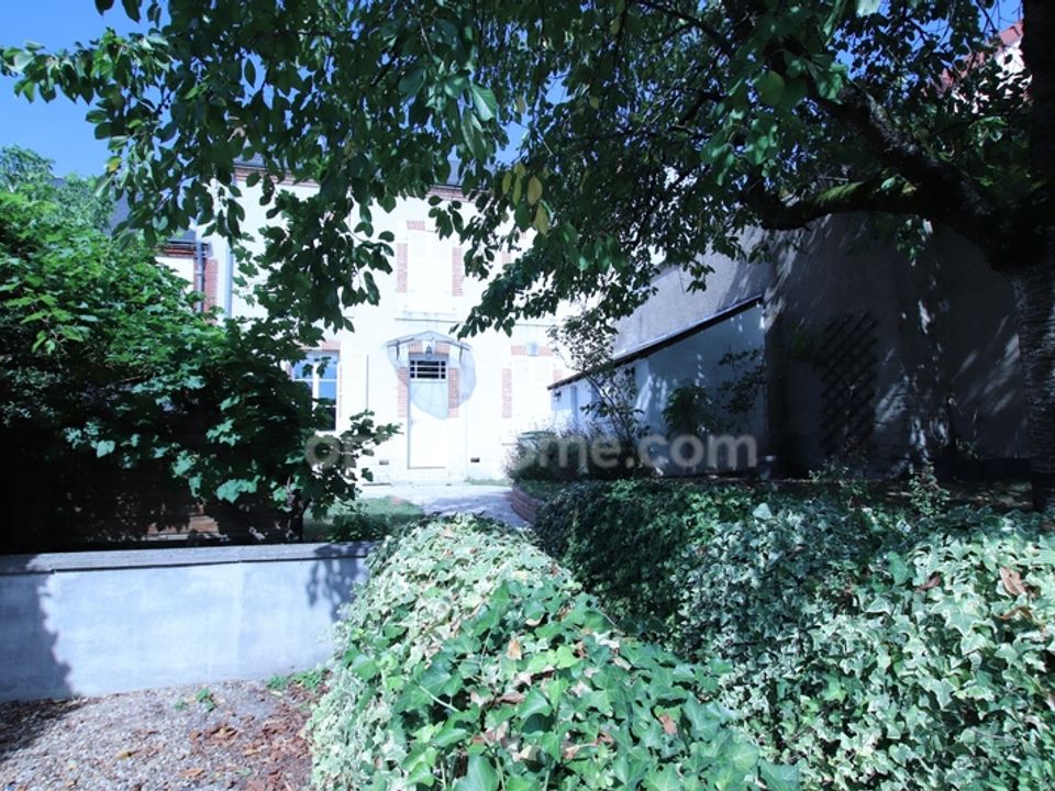 Byhus i Saint-Jean-de-la-Ruelle, Loiret - foto 1