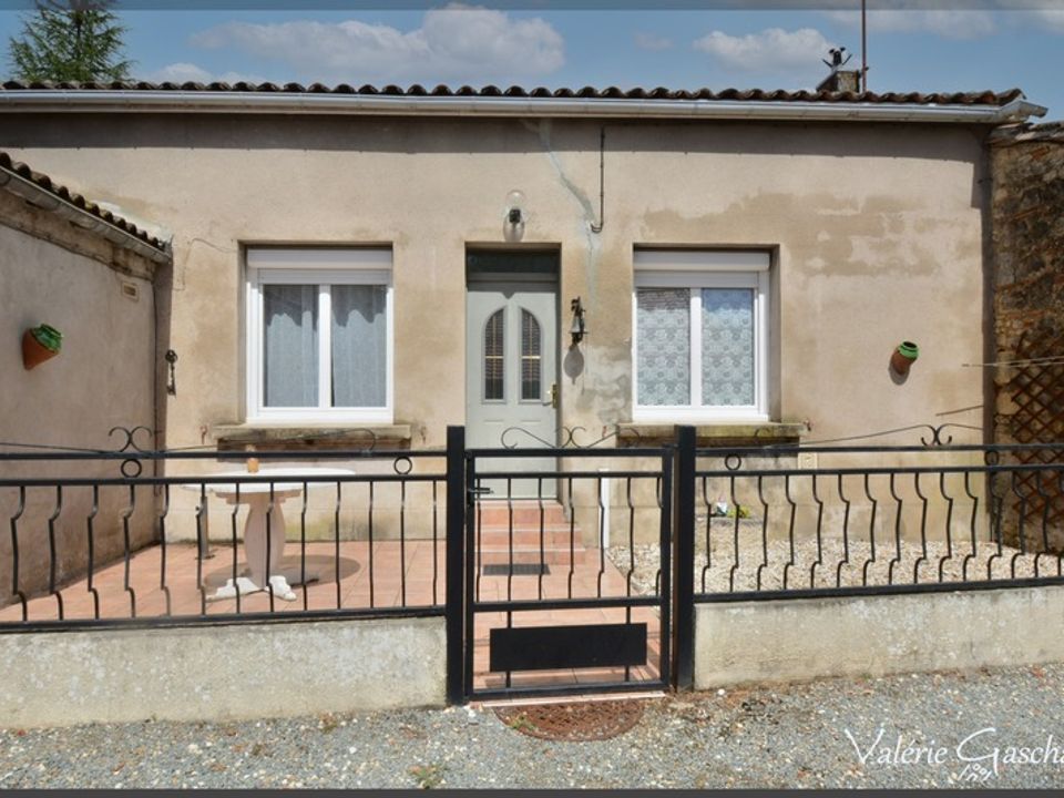 Rekkehus i Saint-Seurin-sur-l'Isle, Gironde - bilde 3