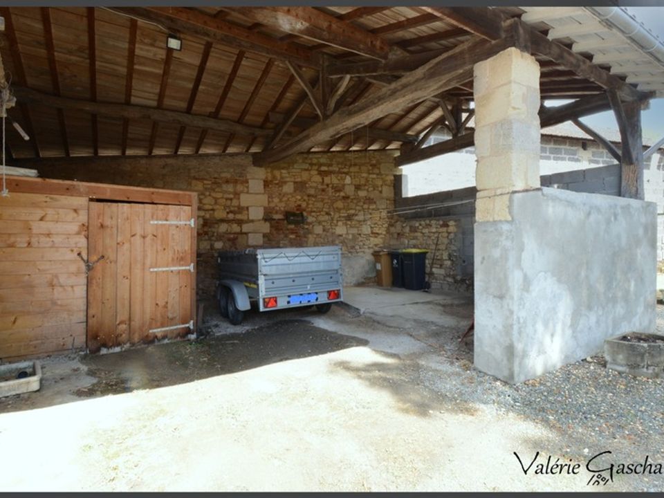 Rekkehus i Saint-Seurin-sur-l'Isle, Gironde - bilde 4