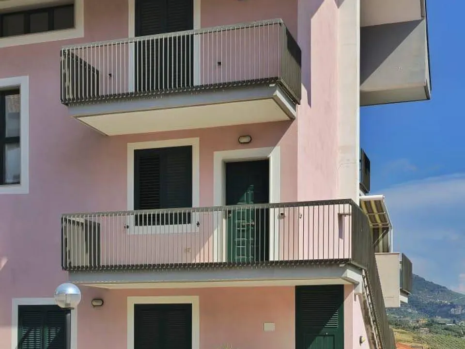 Rekkehus i Montecorvino Rovella, Salerno - bilde 1
