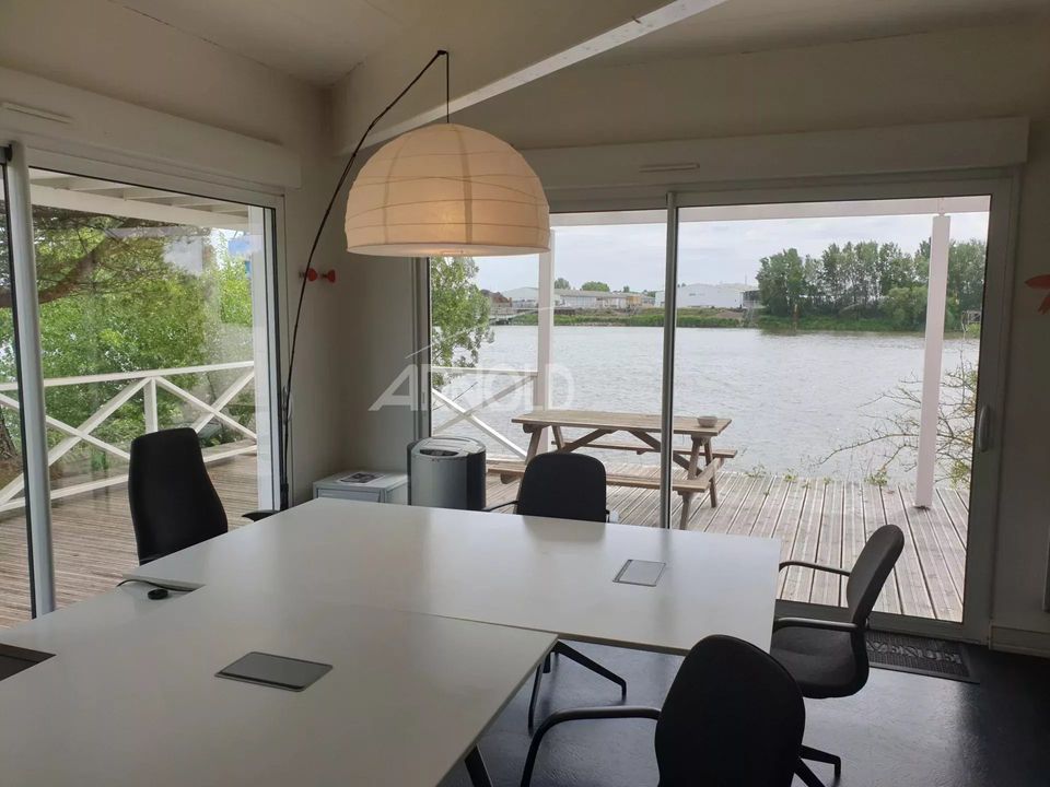 Erhvervsejendom i Saint-Herblain, Loire-Atlantique - foto 1
