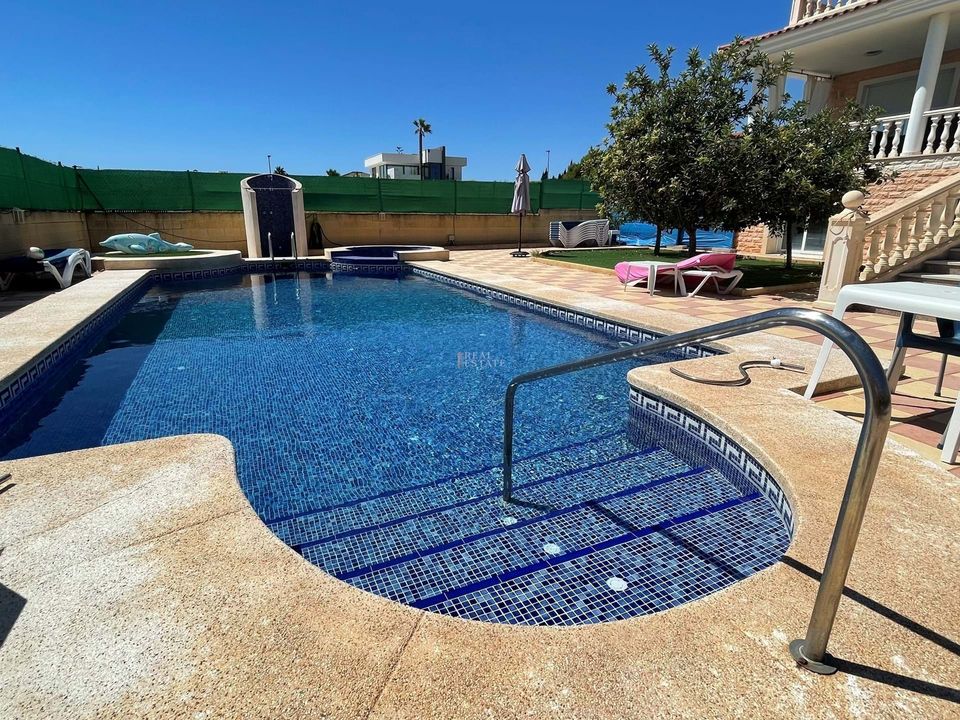 Villa i Alfaz del Pi, Alicante - foto 2