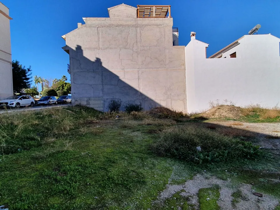 Helårsgrund i Alhaurin El Grande, Malaga - foto 1