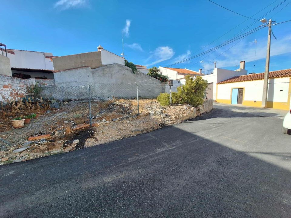 Helårsgrund i Moura, Beja - foto 1