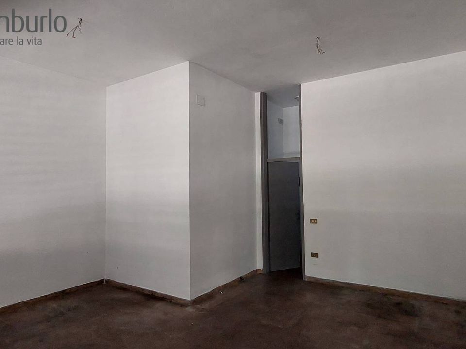 Erhvervsejendom i Treviso, Treviso - foto 1