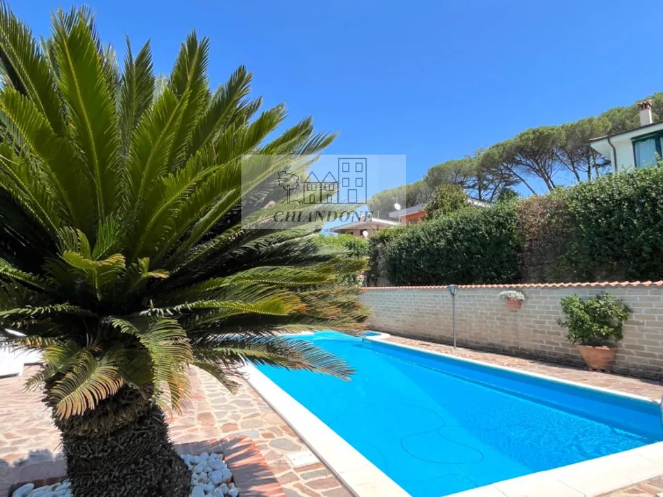 Villa em Rignano Flaminio, Rome - foto 1