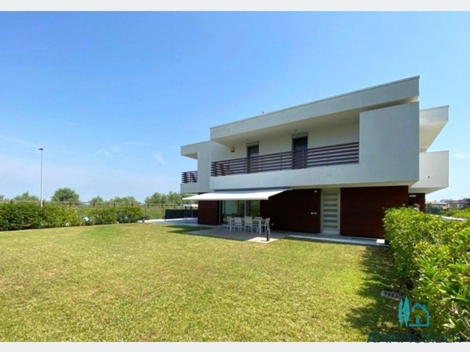 Villa i Lignano Sabbiadoro, Udine - foto 1