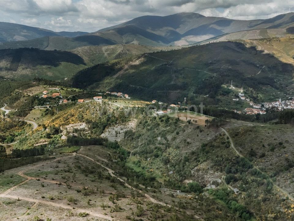 Helårsgrund i Covilha, Castelo Branco - foto 1