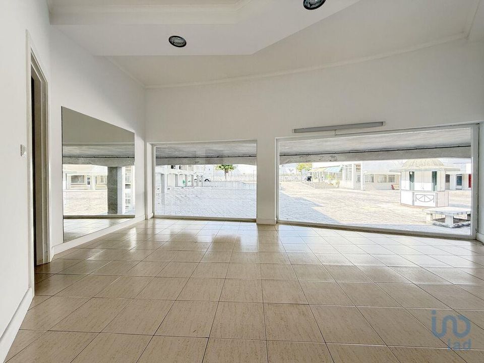 Erhvervsejendom i Oliveira do Bairro, Aveiro - foto 3