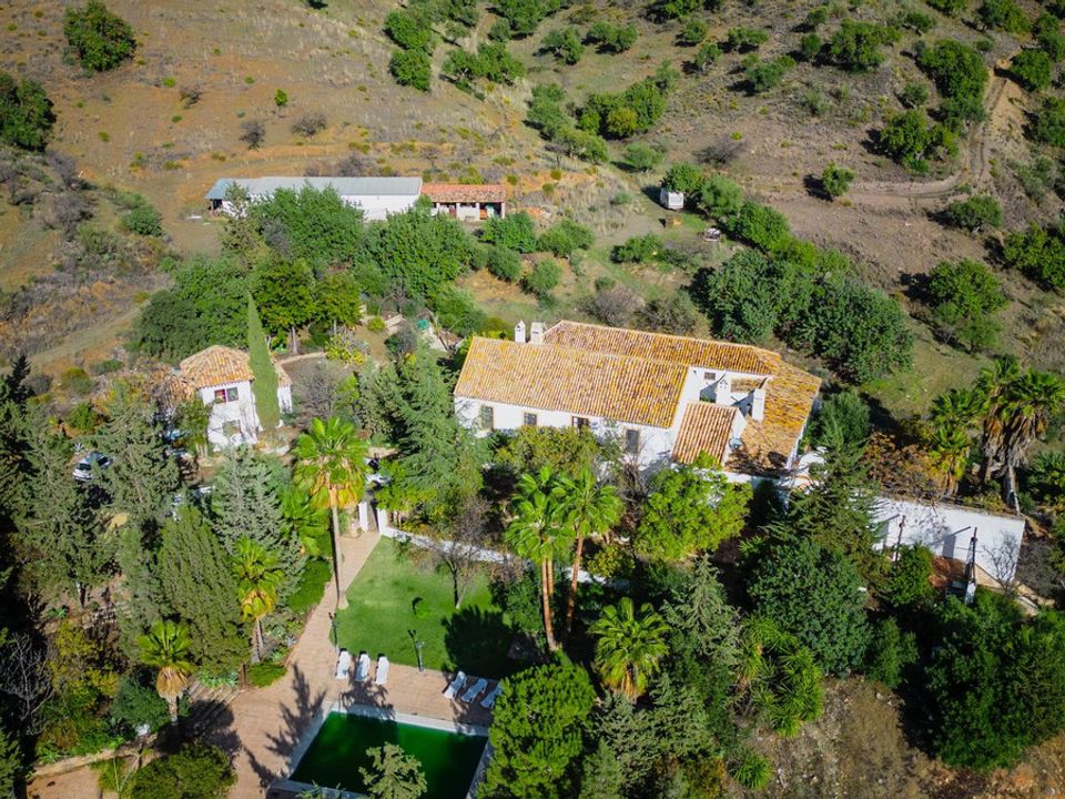 Finca i Malaga city, Malaga - foto 1