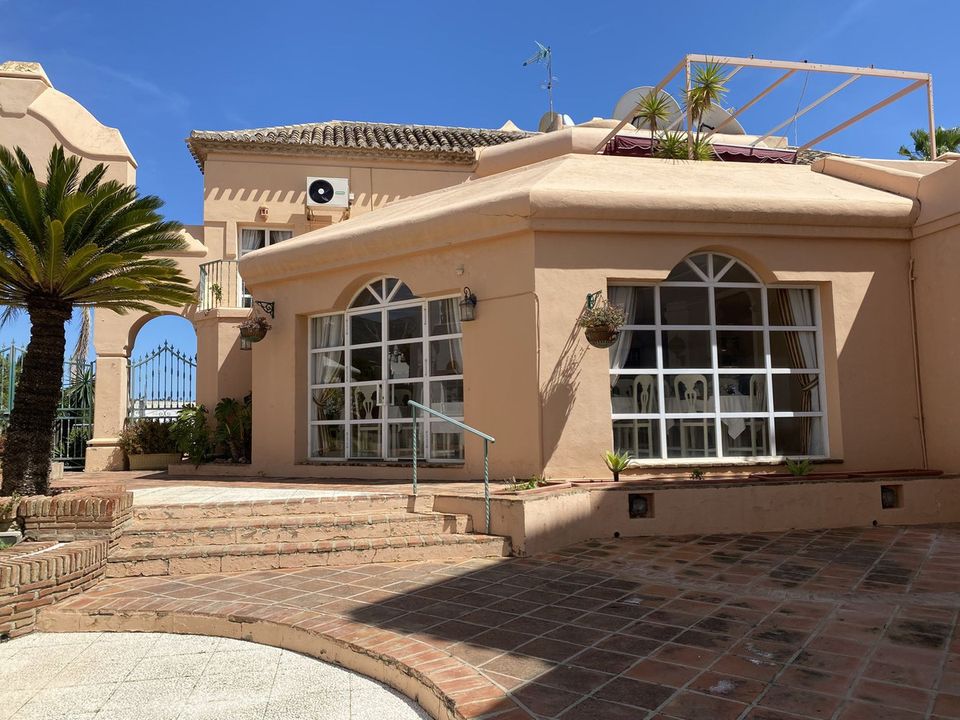 Erhvervsejendom i Mijas Golf, Malaga - foto 2