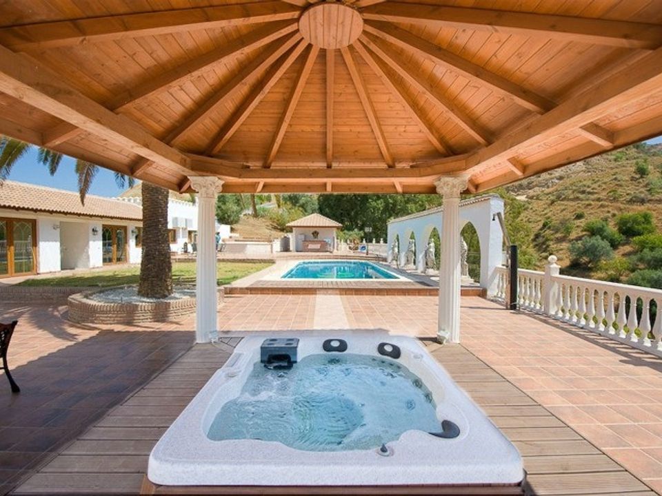 Villa i Alhaurin El Grande, Malaga - foto 1