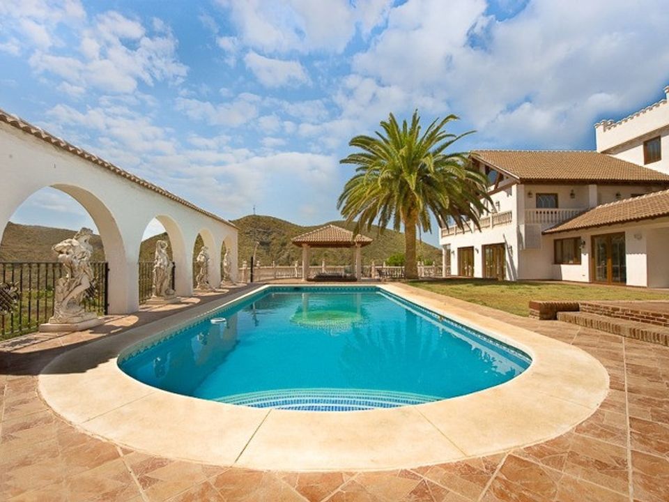 Villa i Alhaurin El Grande, Malaga - foto 2