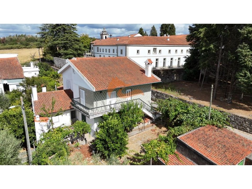 Villa i Santa Ovaia e Vila Pouca da Beira, Coimbra - foto 1