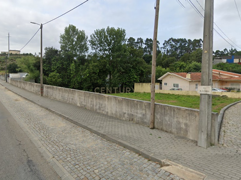 Helårsgrund i Pacos de Brandao, Aveiro - foto 1
