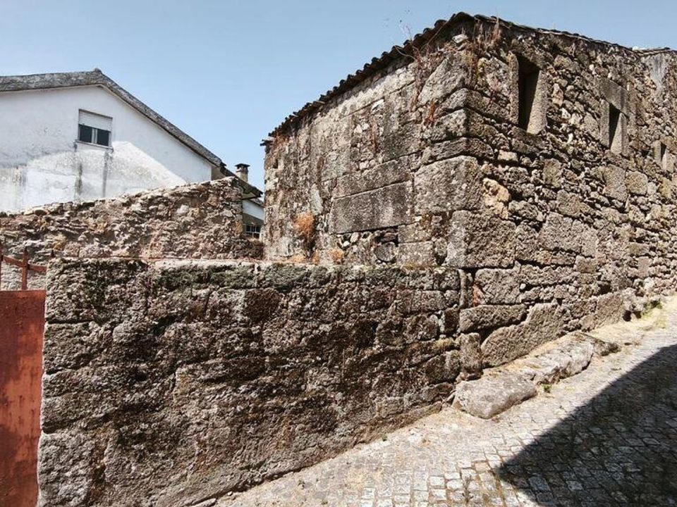 Byhus i Oliveira do Hospital, Coimbra - foto 1