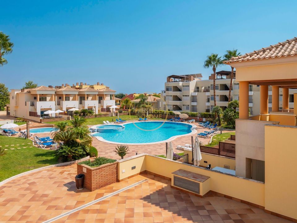 Villa a Quarteira, Faro - foto 1