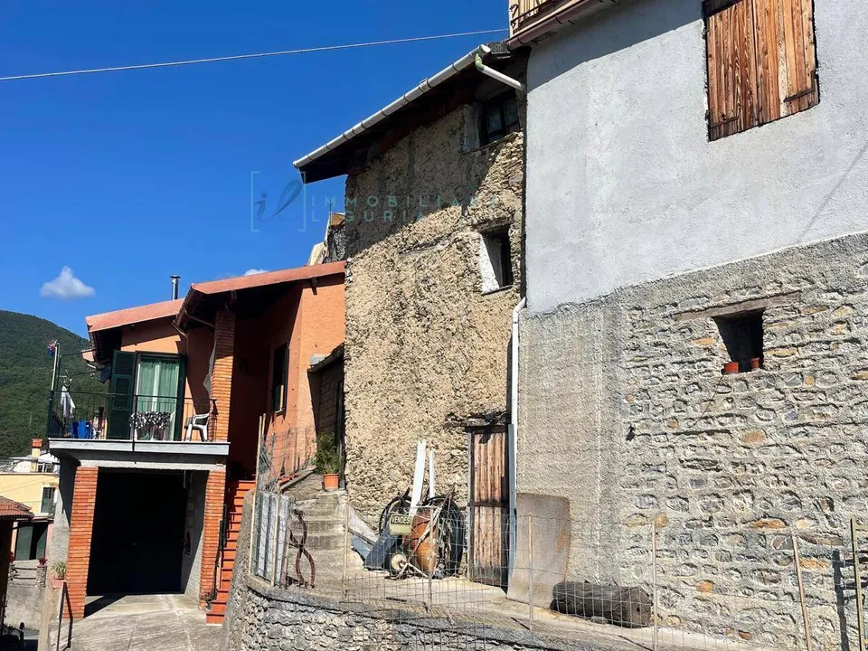 Landejendom i Armo, Imperia - foto 1