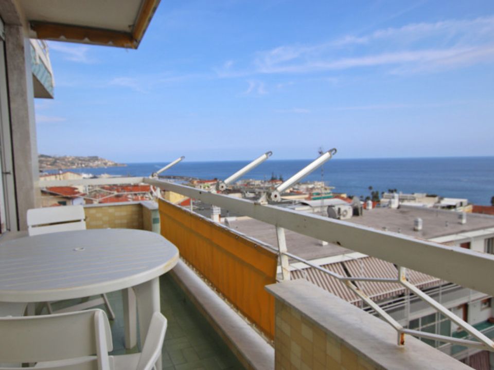 Lejlighed i Sanremo, Imperia - foto 1