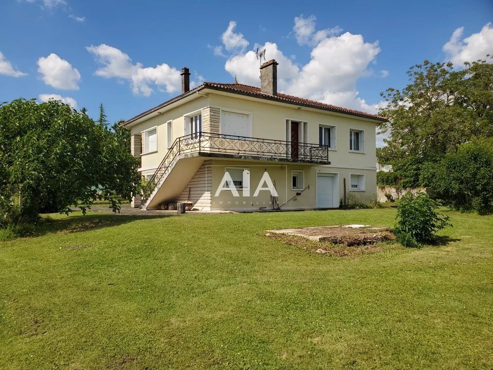 Casa de campo en Trois-Palis, Charente - foto 1
