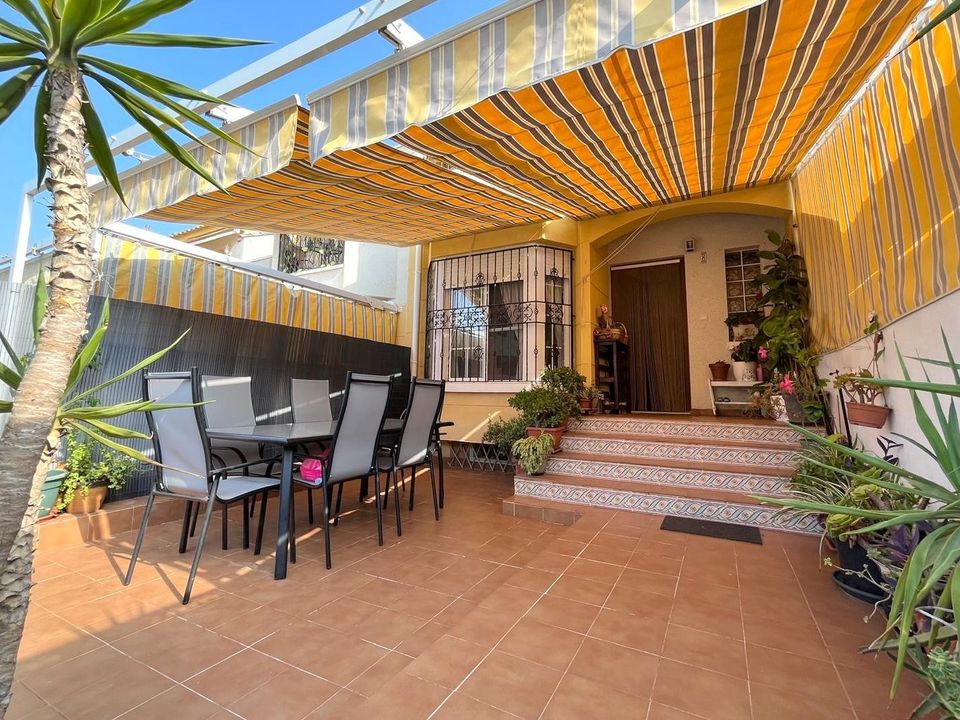 Casa unifamiliar a Los Balcones, Alicante - foto 3