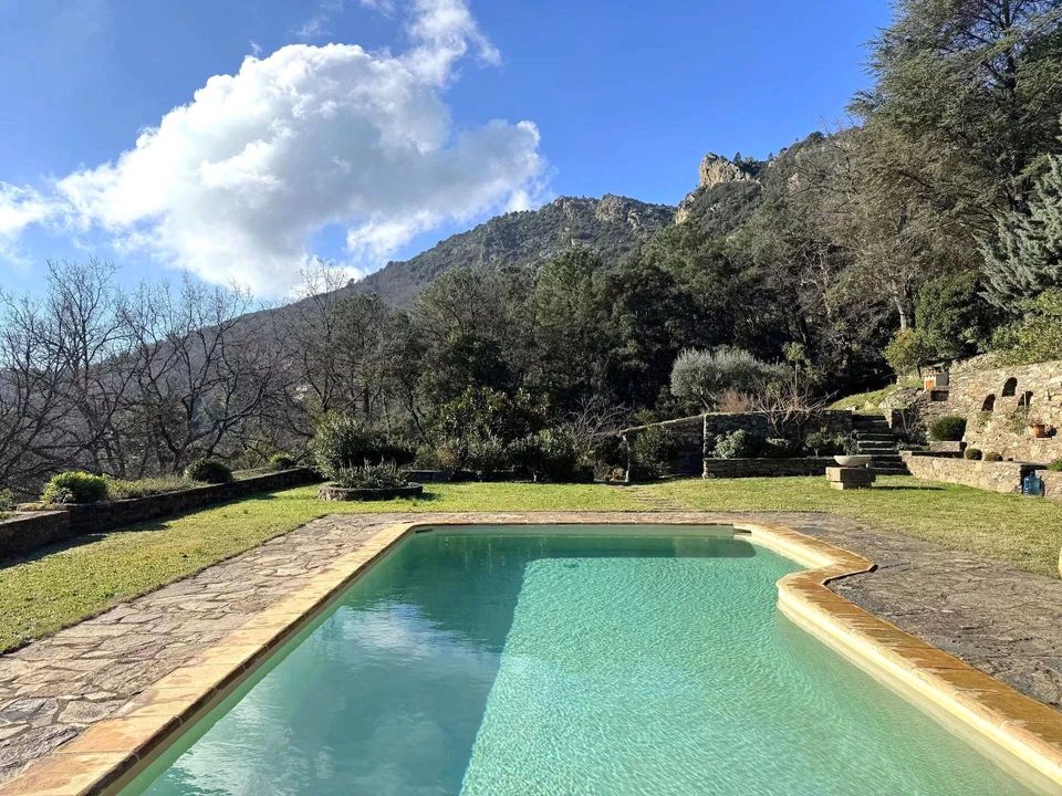 Villa i La Garde-Freinet, Var - bilde 1