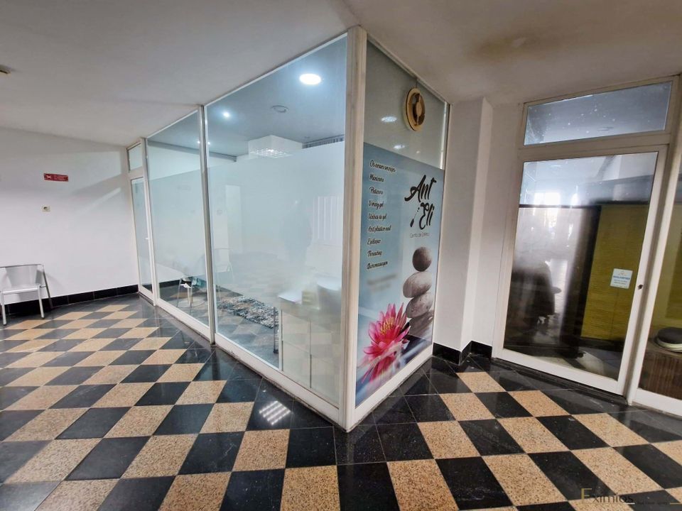 Erhvervsejendom i Santo Tirso, Porto - foto 2
