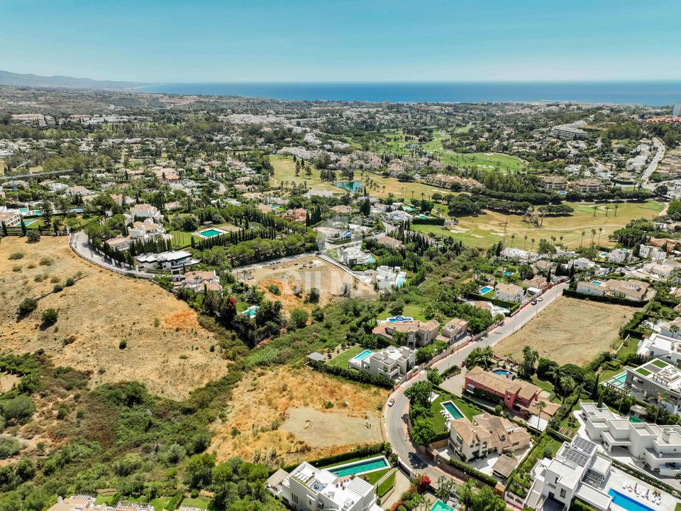 Helårsgrund i Marbella, Malaga - foto 1