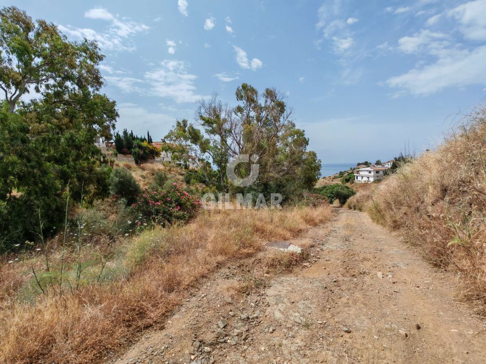 Helårsgrund i Benalmadena, Malaga - foto 1