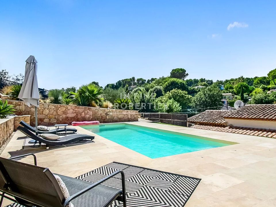 Villa i Valbonne, Alpes-Maritimes - foto 1