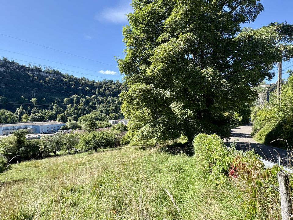 Helårsgrund i Besancon, Doubs - foto 1