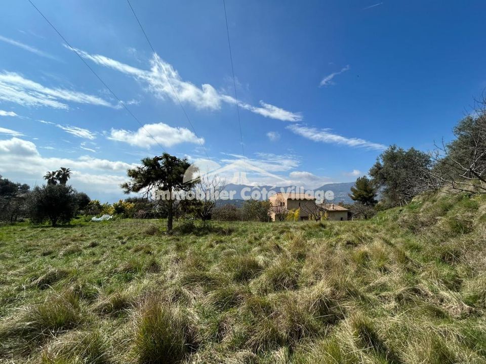 Grond in Berre-les-Alpes, Alpes-Maritimes - foto 4