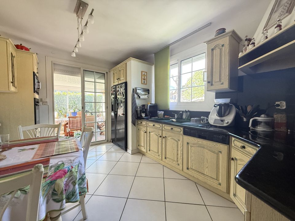 Villa i Arles-sur-Tech, Pyrenees-Orientales - foto 4