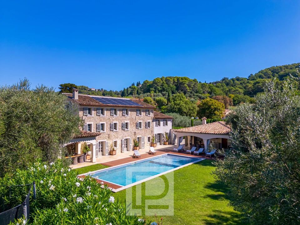 Villa i Mougins, Alpes-Maritimes - foto 1