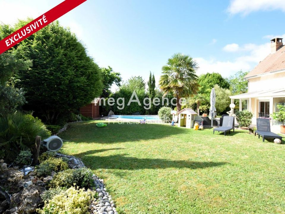 Villa i Les Alluets-le-Roi, Yvelines - bilde 2