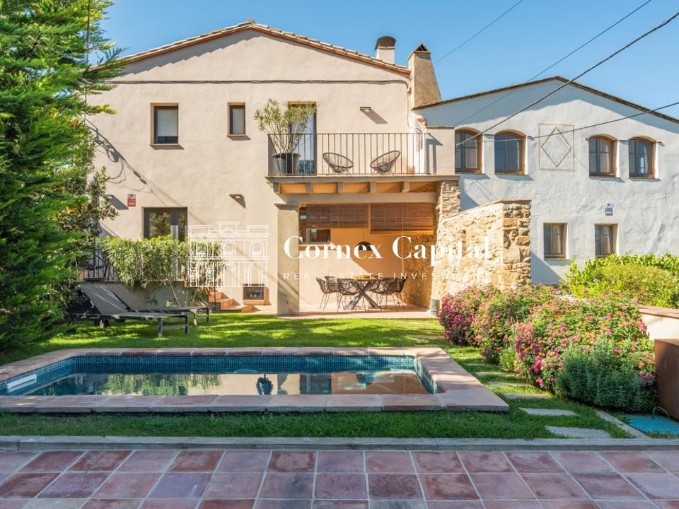 Landsbyhus i Castell D'emporda, Gerona - foto 1