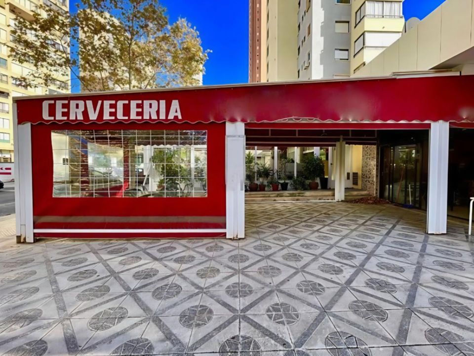 Erhvervsejendom i Benidorm, Alicante - foto 1
