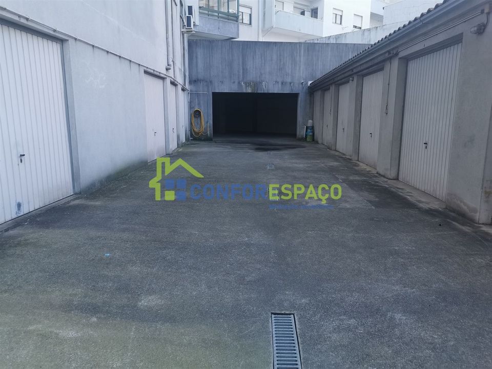 Garage i Castelo Branco, Castelo Branco - foto 4