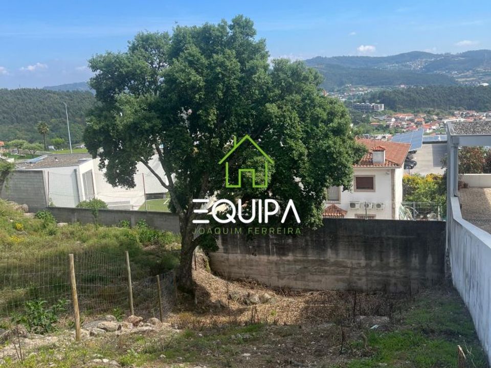 Helårsgrund i Guimaraes, Braga - foto 1