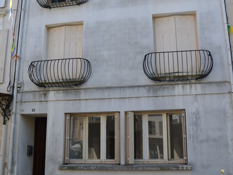 Casa de pueblo en Duras, Lot-et-Garonne - foto 2