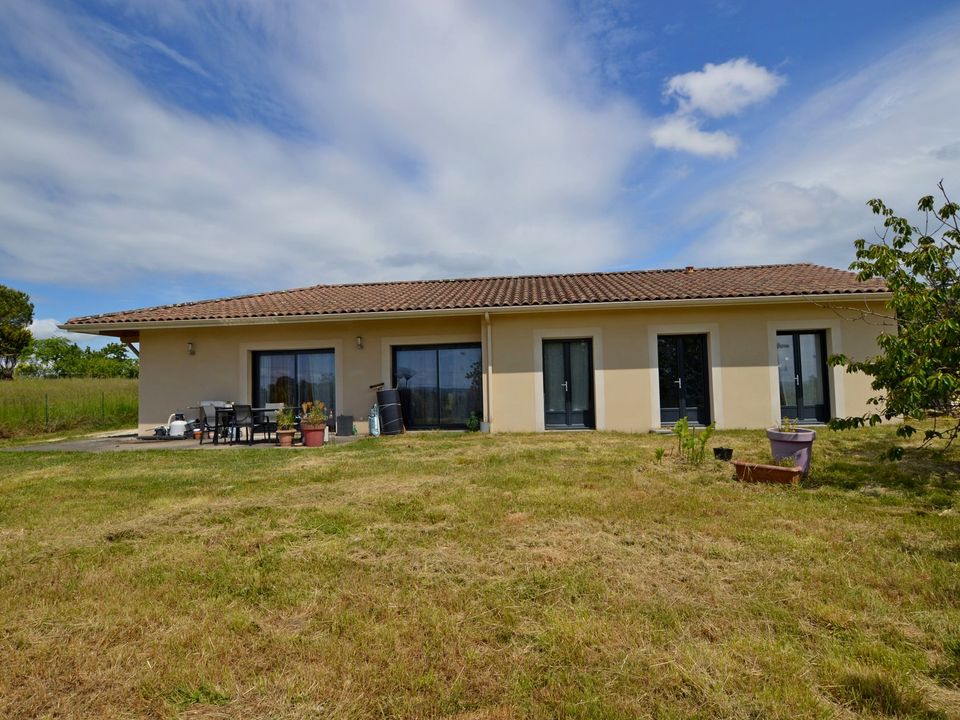 Landsbyhus i Duras, Lot-et-Garonne - foto 1