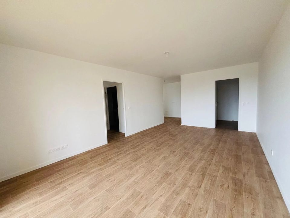 Lejlighed i Clichy-sous-Bois, Seine-Saint-Denis - foto 4