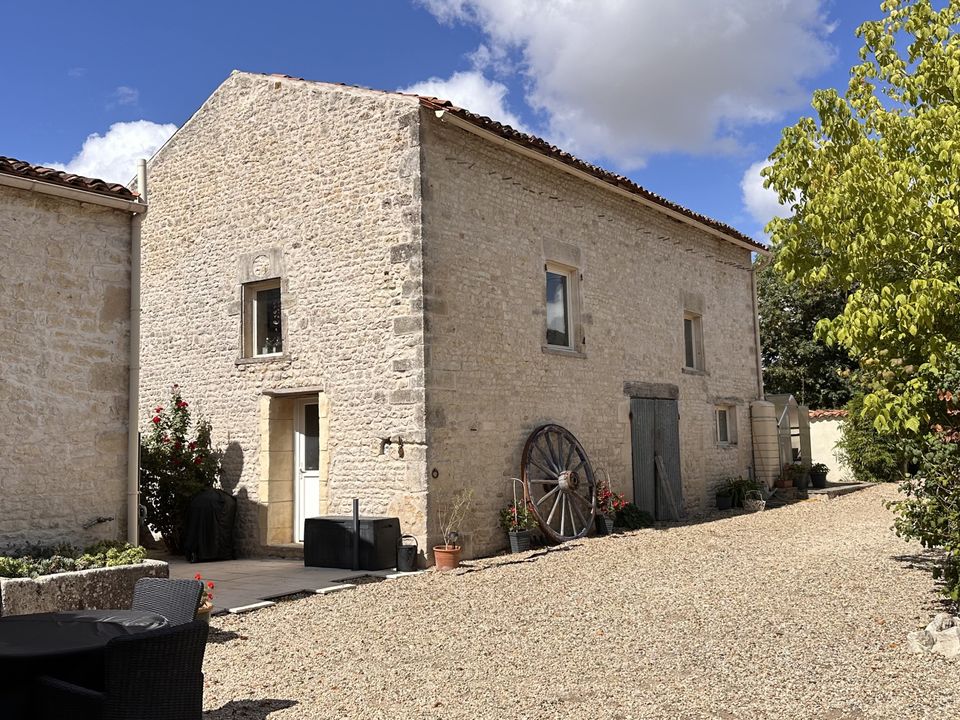 Landsbyhus i Loire-sur-Nie, Charente-Maritime - foto 2