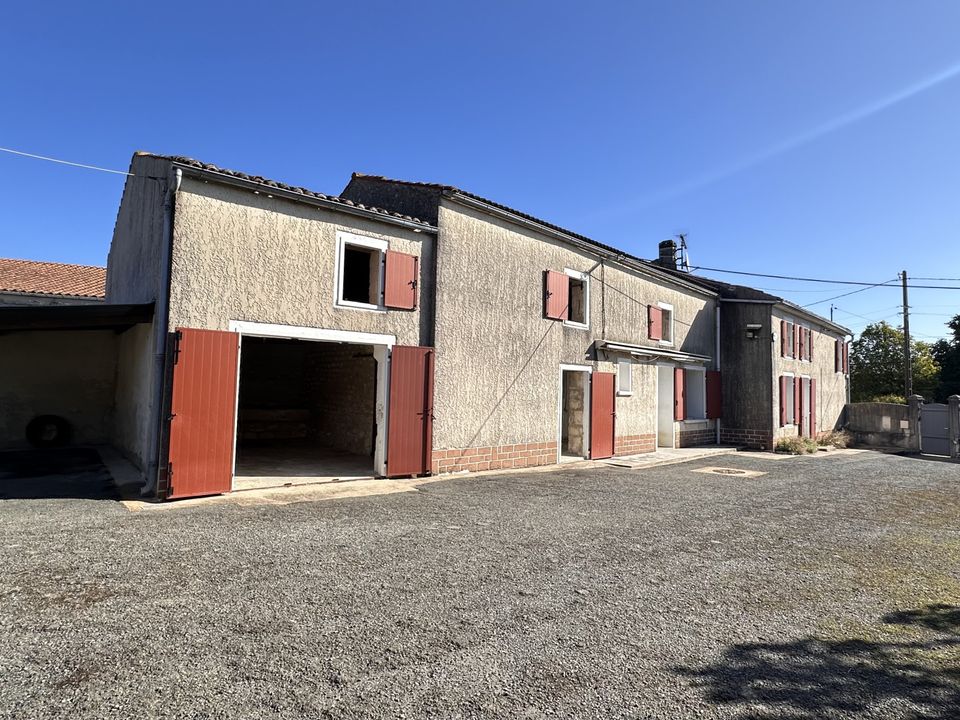 Landsbyhus i La  Croix-Comtesse, Charente-Maritime - foto 1